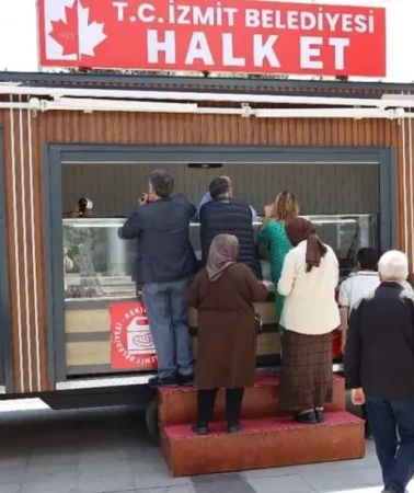 İzmit’te Halk Et Mobil Aracı Kuruçeşme’de