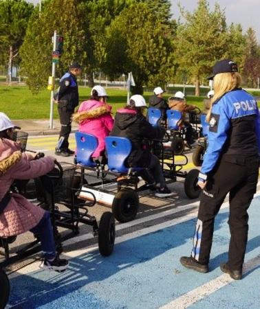 Kocaeli özel bireylere trafik eğitimi verdi