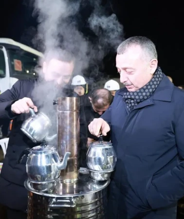 Başiskele Kavşağında çalışmalar devam ediyor