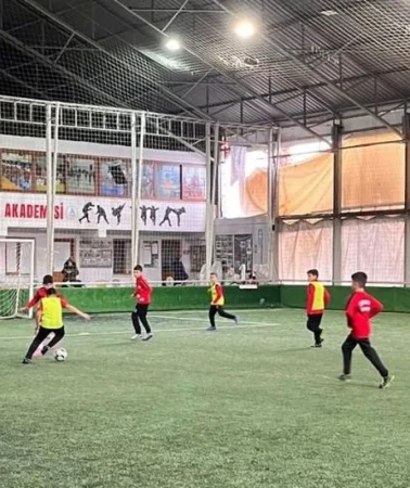 Körfez’de futbolcu yetiştirme seferberliği başladı