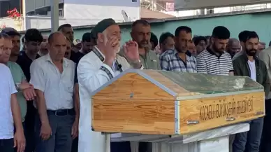 Kocaeli'de Tersanedeki gemi yangınında hayatını kaybeden işçi son yolculuğuna uğurlandı