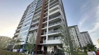 İzmitli Genç 7. Kattan Düşerek Hayatını Kaybetti
