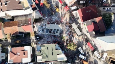 Gebze’de çöken bina enkazı görüntülendi