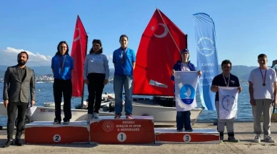 Derince'de yelken rüzgarı! 41 sporcu nefes kesen mücadeleler sergiledi