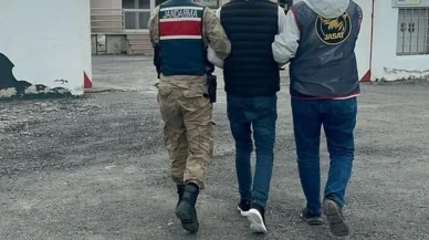 Ardahan'da jandarmadan hırsızlık darbesi: 3 şüpheli yakalandı, 1'i tutuklandı