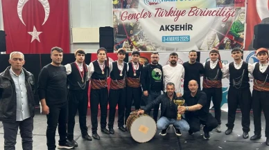 Ağrı Cumhuriyet Anadolu Lisesi, Halk Oyunları Türkiye şampiyonu! 89 puanla zirveye yerleşti