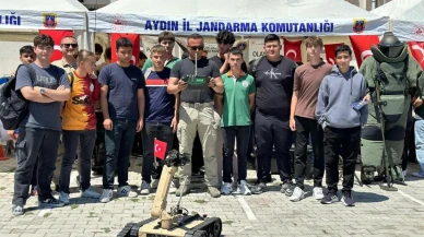 Didim'de lise öğrencilerine jandarma ve sahil güvenlik tanıtıldı: Gençler geleceğin güvenlik güçlerini tanıdı