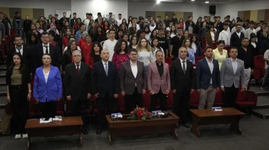 Kula'da "Kurtuluş Savaşı ve Gençlik" semineri! Gençlerin milli tarih bilinci artırılmalı