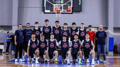 Antalya'nın U16 Basketbol Takımı, Fenerbahçe'yi devirdi! Şampiyonada üçüncülük sevinci