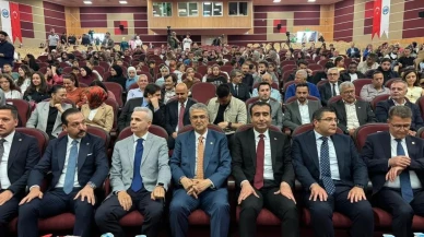Milletvekili Aydın, Türk Dil Bayramı'nda Kızılelma Türkçe ödülünü açıkladı