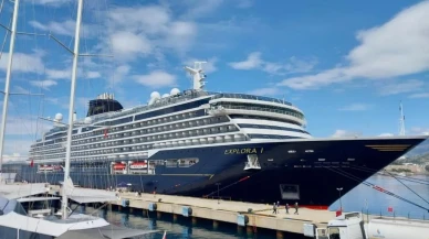 Bodrum Limanı'na lüks gemi 'Explora I' yanaştı: 590 yolcu Samos'a doğru yola çıkıyor