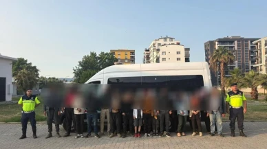 Aydın'da yol kontrolü: 21 düzensiz göçmen yakalandı, ceza yağdı
