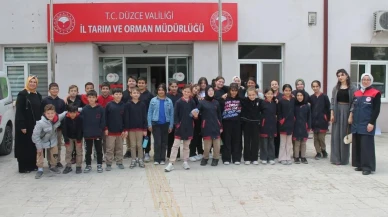 Düzceli öğrenciler, tarımın geleceğini öğrenmek için Tarım ve Orman Müdürlüğü'nü ziyaret etti