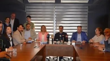 Kocaeli'de CHP'den belediye başkanına sert eleştiri: "Esprili yönetim, şehir için felaket''