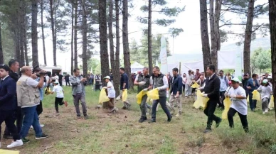 Muğla'da yangın riskini azaltmak için 580 kilogram çöp toplandı
