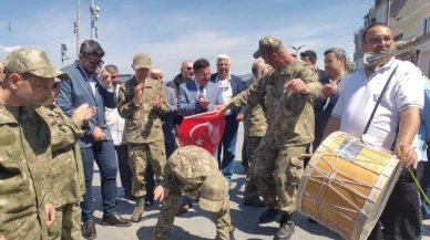 Mudanya'da engelli gençler için unutulmaz temsili asker eğlencesi coşkuyla gerçekleştirildi