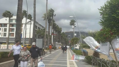 Marmaris'te rüzgar hayatı felç etti: Gezi tekneleri turları iptal