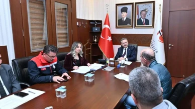 Eskişehir Valisi Aksoy, Halk Günü Toplantısı'nda vatandaşların sorunlarına çözüm yolunda hız kesmiyor
