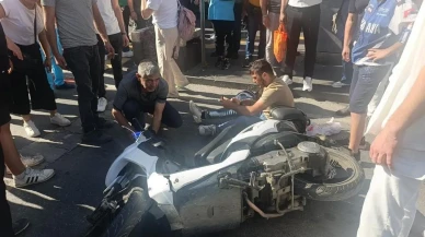Manavgat'ta yaya geçidinde motosiklet kazası! 3 yaralı
