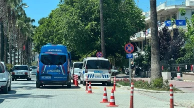 Başkasının kimliğini kullanan sürücü: 3 düzensiz göçmenle yakalandı