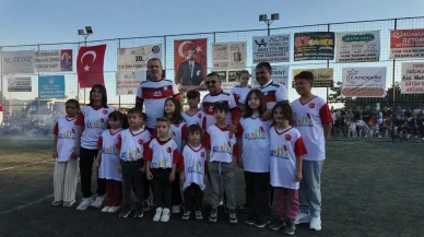 Gediz'de nefes kesen halı saha finali: Şampiyonlar Ligi havası!