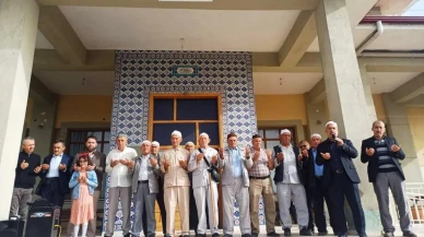 Emet'te 29 hacı adayı dualarla kutsal yolculuğa çıktı