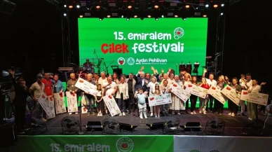Emiralem Çilek Festivali'nde 1 milyon ziyaretçi rekoru! Derya Uluğ sahne aldı, lezzetli çilek yarışmaları başladı