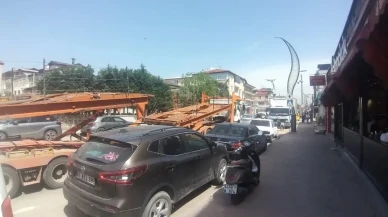 Kocaeli'de yasağa rağmen tır ve kamyonlar caddeleri İşgal ediyor, yetkililer ne yapıyor?