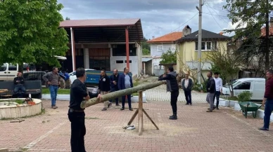 Çal'da Hıdrellez coşkusu: Gıngırgaçla nostaljik oyunlarla birlik ve dayanışma