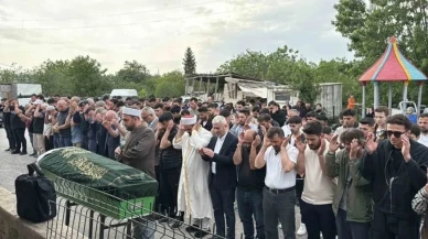 Kocaeli'de trafik kazası: Sosyal medya fenomeni Saniye Yılmaz hayatını kaybetti