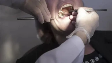 Diş eksikliği baş dönmesine neden oluyor! İmplant tedavisi ile kurtulmak mümkün mü?