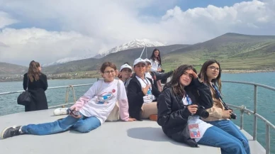 Van'da 120 minik fotoğrafçı, şenlikte kentin güzelliklerini keşfetti