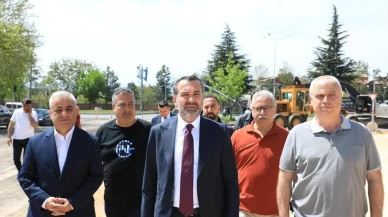 Elazığ'da asfaltlama çalışmalarıyla trafik rahatlayacak: Başkan Şerifoğulları detayları açıkladı
