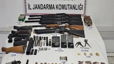 Karaman'da Jandarma'nın operasyonu: 30 gözaltı, 4 tutuklama ve çok sayıda silah ele geçti