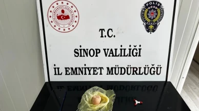 Sinop'ta şüpheli şahıs durduruldu: 48.91 gram bonzai ve sentetik haplarla yakalandı
