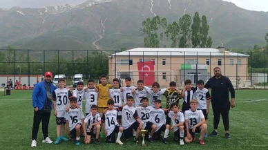 Özalp Gençlikspor U12 Takımı, Van'da şampiyonluğa uzandı