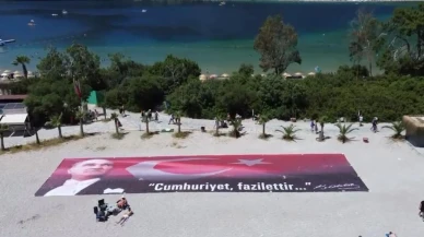 Fethiye Ölüdeniz’de 19 Mayıs hem karada hem havada coşkuyla kutlandı