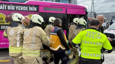 İstanbul'da metrobüs kazası: 1 ölü, 22 yaralı! Soruşturma başlatıldı