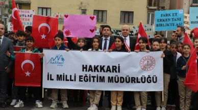 Engelliler Haftası'nda Hakkari'de farkındalık yürüyüşü: Özel öğrencilerin eserleri sergilendi