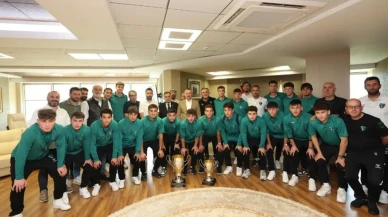 Şampiyon Kocaelispor U19 Takımı Başkanı Ziyaret Etti