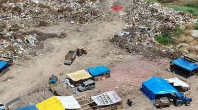 İzmit'teki kurbanlık hayvan satıcıları çöplükte mağdur