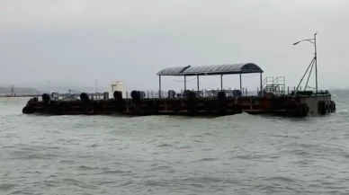 Kocaeli fırtınası iskeleyi sürükledi