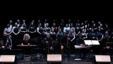 Büyükşehir Türk Sanat Müziği Korosu konser verdi
