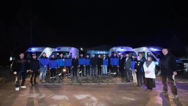 Başkan Büyükakın itfaiye ve sağlık çalışanlarını ziyaret etti