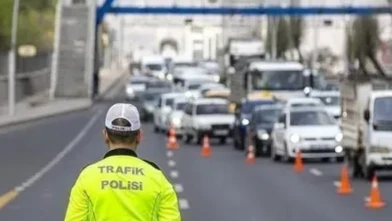 TEM Otoyolunda sağ şerit trafiğe kapatılacak
