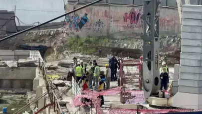 Kocaeli’de Darıca -Gebze Arası Hatta Hizmet Veren Metro Şantiyesinde Yangın