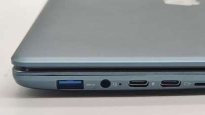 Çinli Şirket 300 Dolarlık Laptopu Tanıttı... 