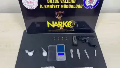 Düzce’de Sentetik Ecza Ele Geçirildi