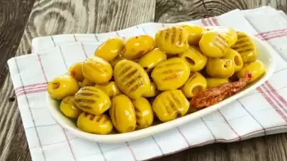 Yeşil Zeytin Nasıl Yapılır? Yeşil Zeytin Kalori...