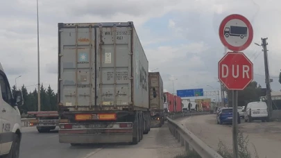 Körfez’de tır kuyruğu belediyeye ulaştı